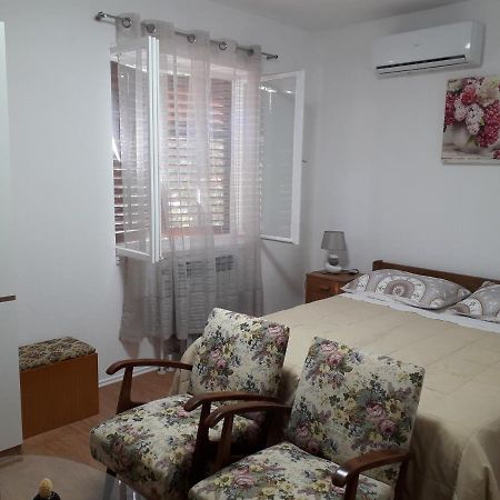 Soba Ivanka Mali Lošinj Extérieur photo